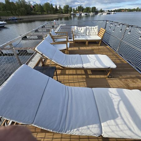 Domek Na Wodzie - Houseboat -Sauna, Taras Na Dachu, Dwie Sypialnie Mikołajki Luaran gambar