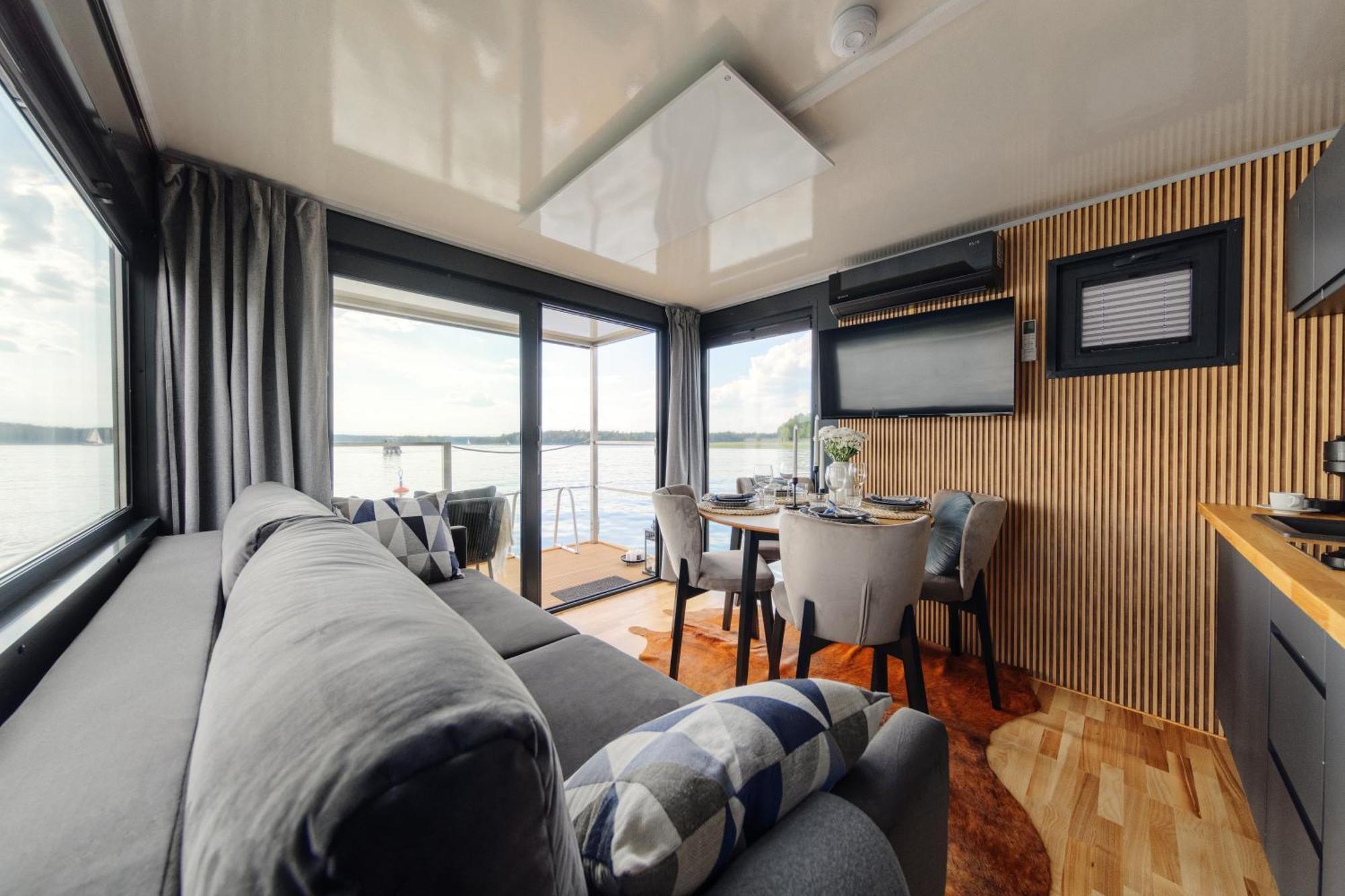 Domek Na Wodzie - Houseboat -Sauna, Taras Na Dachu, Dwie Sypialnie Mikołajki Luaran gambar